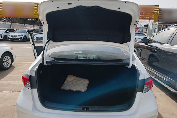 Used Toyota Corolla 2021 Dual-Motor 1.8L E-CVT Elite Edition Trunk