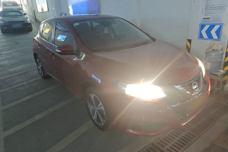 Used Nissan Tiida 2016 1.6L CVT Smart Drive Edition Front Right 45 Deg