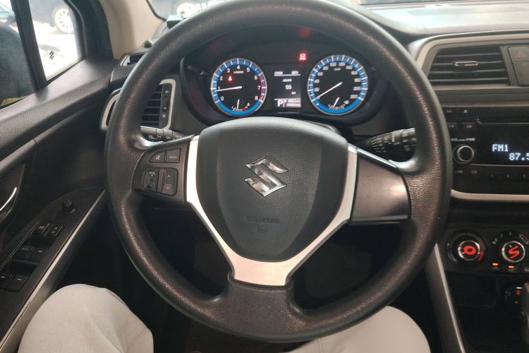 Used Suzuki S-Cross 2014 1.6L CVT Two-Wheel Drive Entry Model