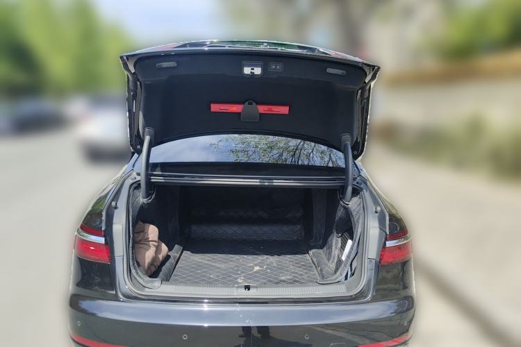 Used Audi A8 2022 A8L 50 TFSI quattro Comfort Edition Collector's Model Trunk