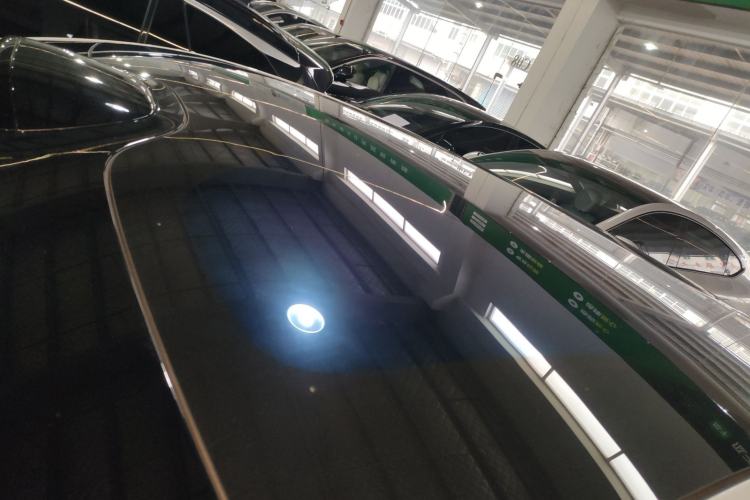 Used Xiaomi Auto YU7 2025 Ultra-Long Range High-Performance All-Wheel-Drive Max Edition
