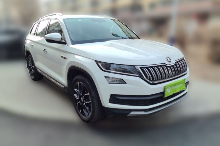 Used Skoda Kodiaq 2020 TSI330 5-Seat Two-Wheel Drive Deluxe Enjoyment Edition Front Right 45 Deg