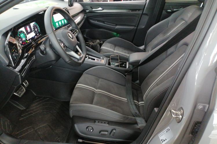 Used Volkswagen Golf 2023 Facelift 280TSI DSG R-Line Lite