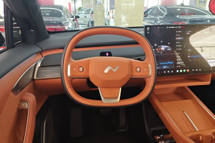 Used ONVO L60 2024 60 kWh All-Wheel Drive
