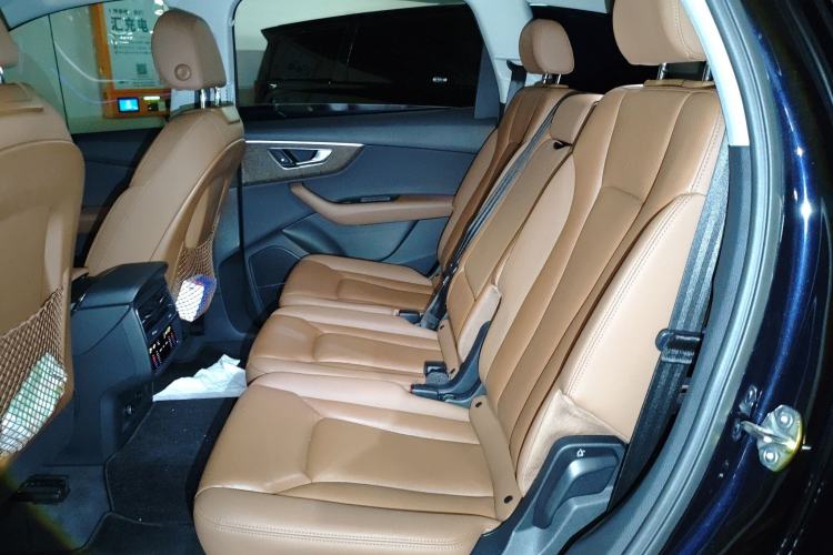 Used Audi Q7 2021 45 TFSI quattro S line Sport model