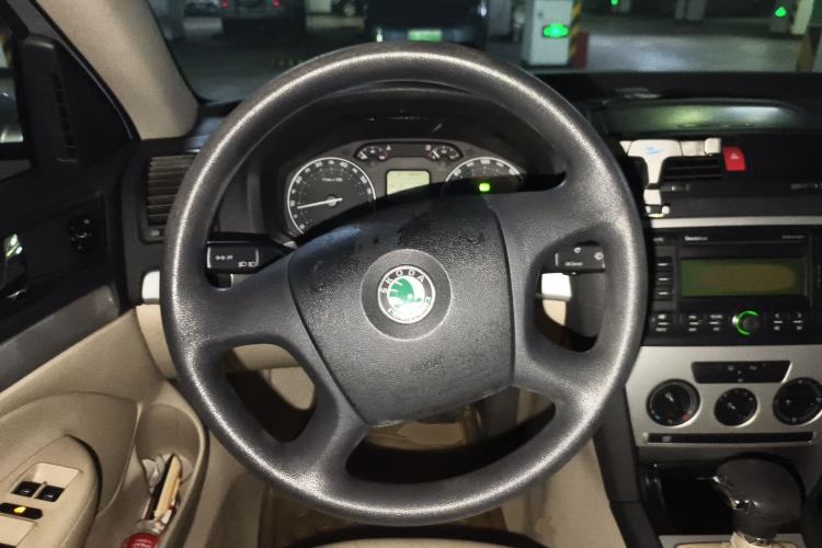 Used Skoda Octavia 2007 2.0L Automatic Exquisite Edition
