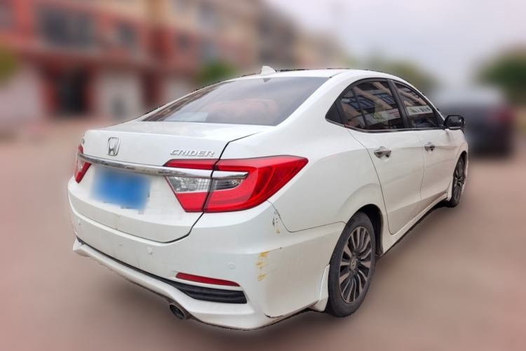 Used Honda Crider 2015 1.8L automatic luxury edition
