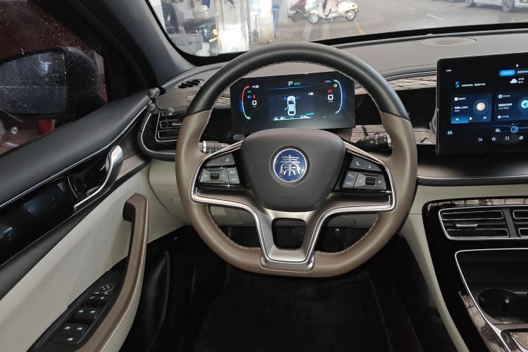 Used BYD Qin PLUS 2023 Champion Edition EV 510KM Leading Model