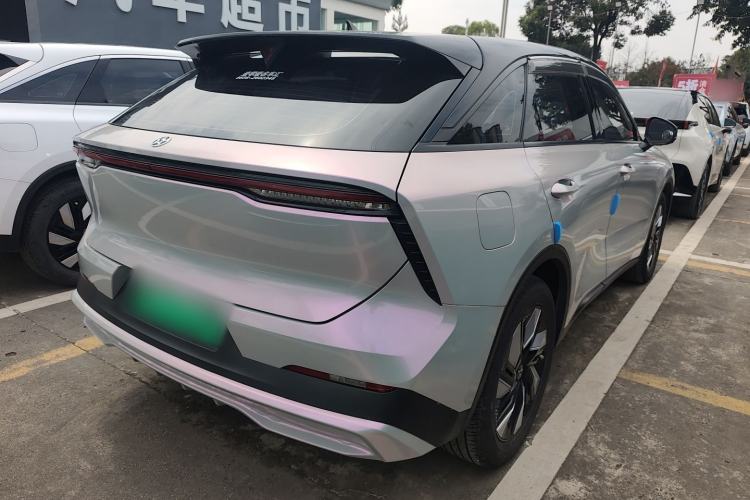 Used Venucia V DD-i 2023 110 km iE Version Rear Right 45 Deg