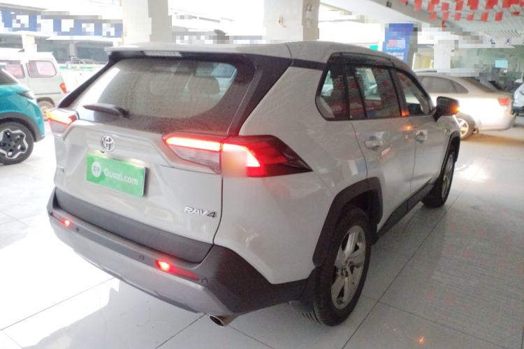 Used Toyota RAV4 2021 2.0L CVT Two-Wheel Drive Fashion Edition
