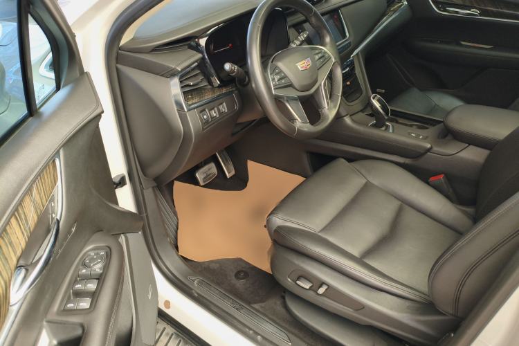 Used Cadillac XT5 2016 25T Luxury Model