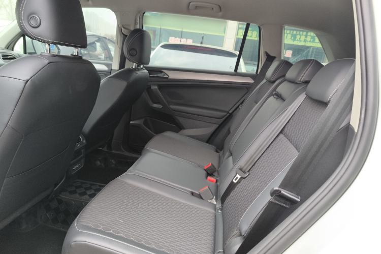 Used Volkswagen Tiguan L 2019 330TSI Automatic Two-Wheel Drive Luxury Edition China VI Standard