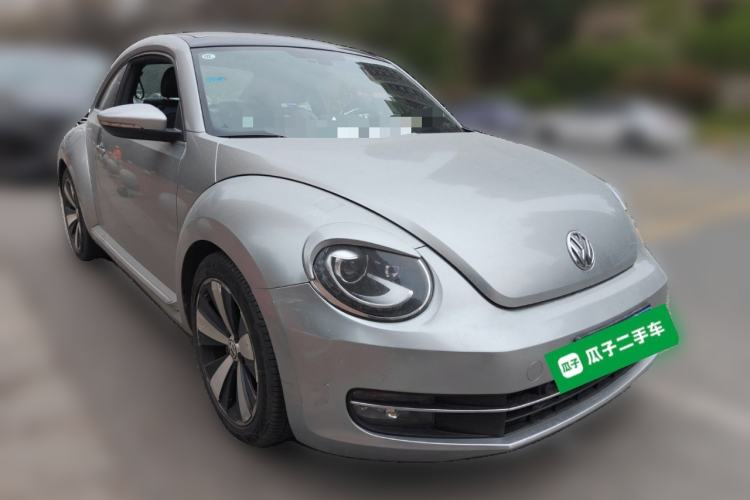 Used Volkswagen Beetle 2014 2.0 TSI Turbo Version Front Right 45 Deg