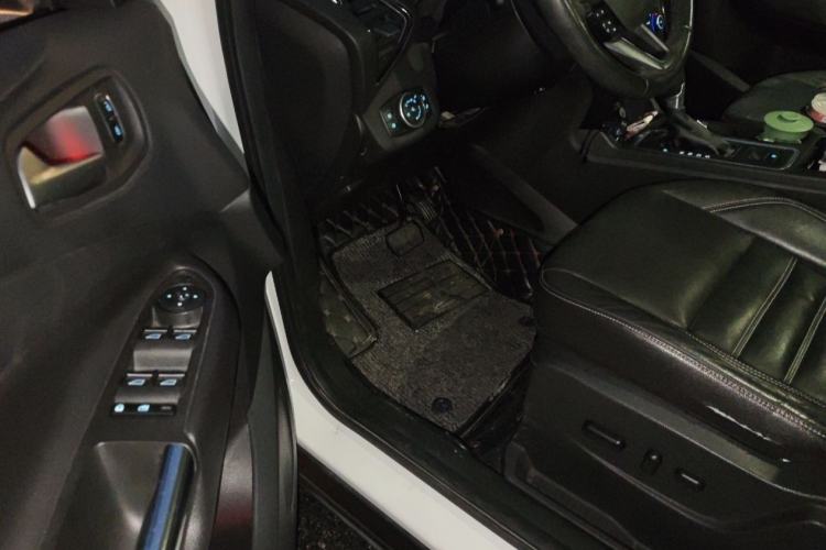 Used Ford Kuga 2017 EcoBoost 180 Two-Wheel-Drive Luxury Wing Edition