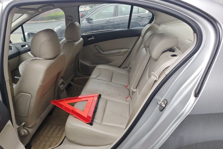 Used Peugeot 408 2011 1.6L Manual Comfort Edition