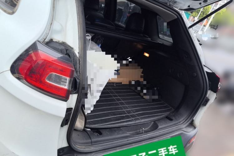 Used Jeep Cherokee 2014 2.4L Urban Edition