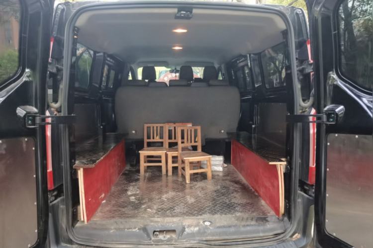 Used Ford Transit 2019 2.0T Diesel Multi-Purpose Commercial Vehicle Short Wheelbase Low Roof 6-Seater China VI Standard
