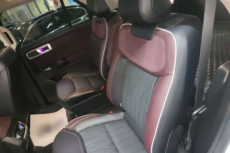 Used Ford Explorer 2023 EcoBoost 285 Four-Wheel Drive Titanium Edition 6 Seats Left Rear Seat