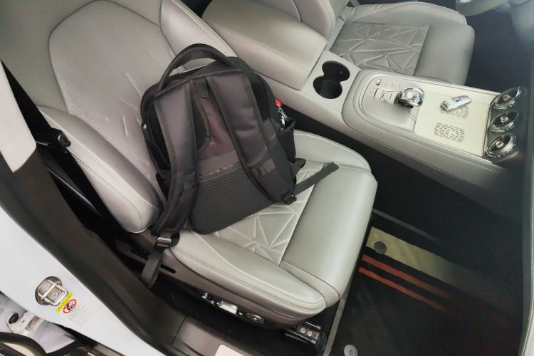 Used Denza N8 2023 Four-Wheel Drive Ultra-Hybrid Flagship Seven-Seater Version