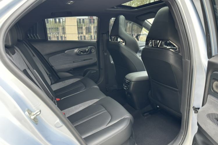 Used GAC Trumpchi EMPOW 2023 400T Automatic R PRO
