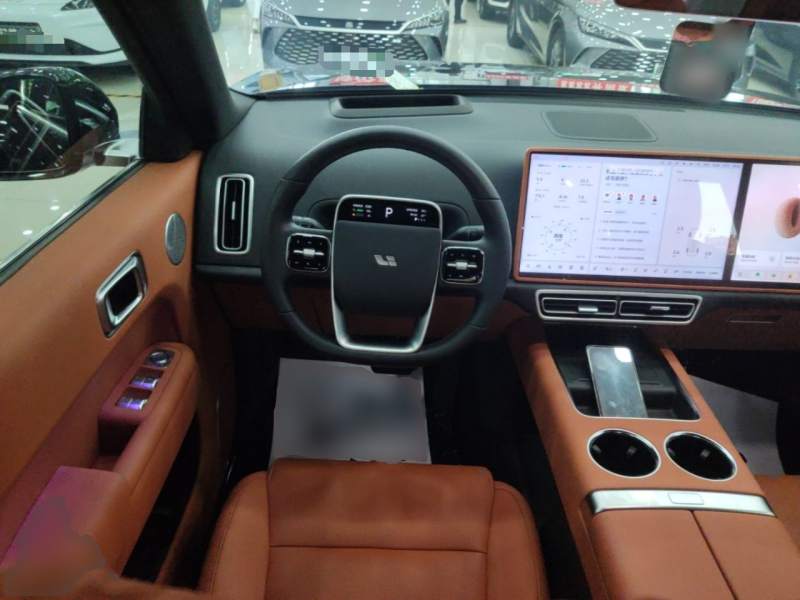 Used Li Auto L8 2025 Max Smart Refresh Edition — 10