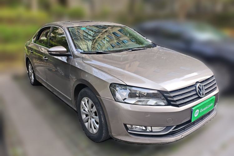 Used Volkswagen Passat 2013 1.8TSI DSG Prestige Edition Front Right 45 Deg