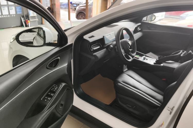 Used BYD Seal 06 New Energy 2025 DM-i Smart Drive 120KM Deluxe Model Driver Seat