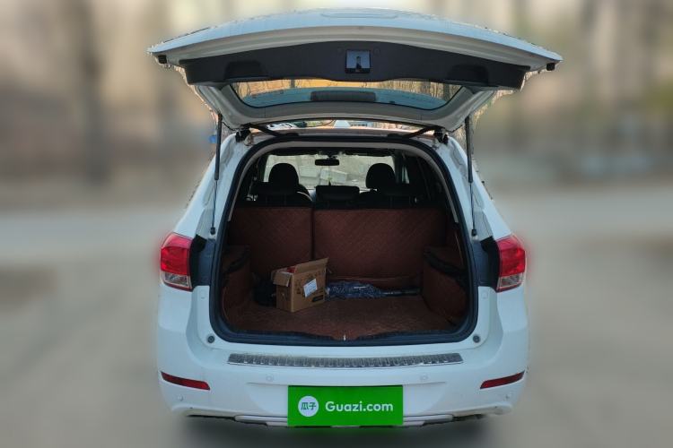 Used Haval H6 2016 Upgraded Model 1.5T Manual Two-Wheel Drive Elite Version
