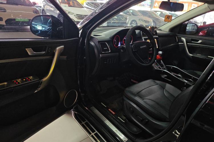 Used Haval H6 2017 Blue Label Sport Edition 1.5T Automatic Two-Wheel Drive Luxury Model Driver Seat