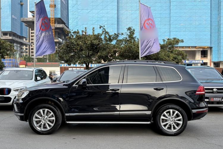 Used Volkswagen Touareg 2017 3.0 TSI Touareg Model
