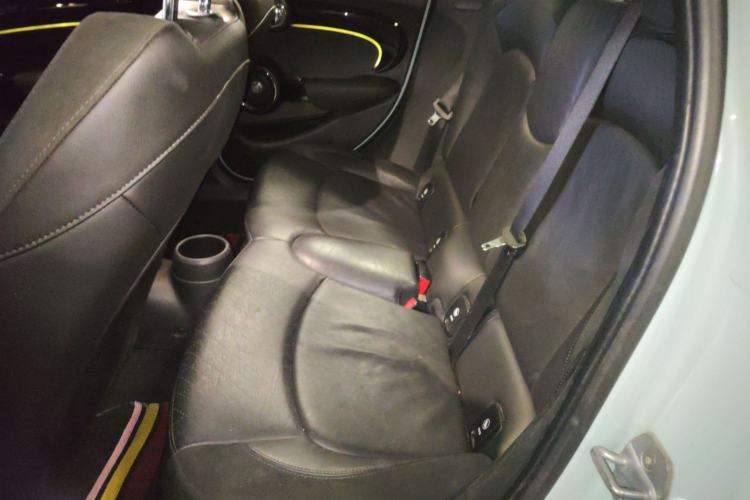 Used MINI MINI 2017 1.5T COOPER Ice Blue Limited Edition Five-Door Version
