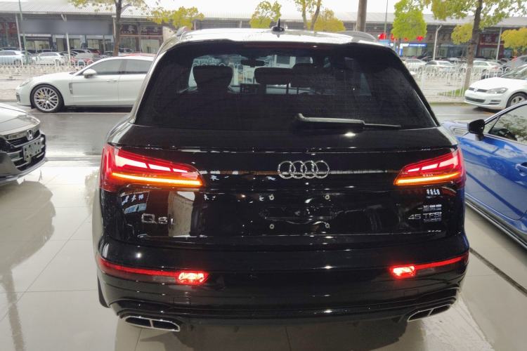 Used Audi Q5L 2025 quattro 45th Anniversary Edition 45 TFSI Luxury Dynamic Model