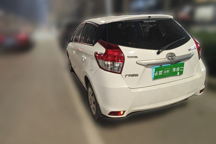 Used Toyota YARiS L Zhi Xuan 2015 1.5E Automatic Charm Edition
