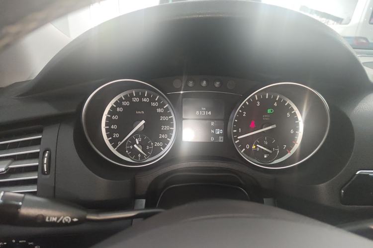 Used Mercedes-Benz R-Class 2017 R 320 4MATIC Business Edition Prestige Model
