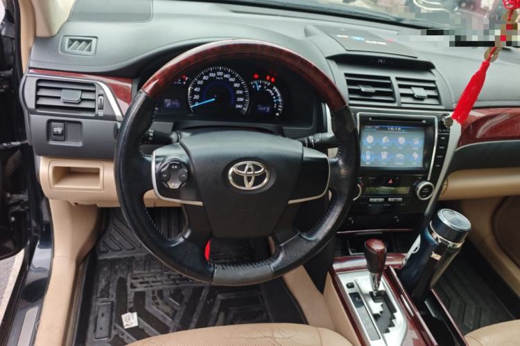 Used Toyota Camry 2012 2.0G Luxury Edition Steering Wheel