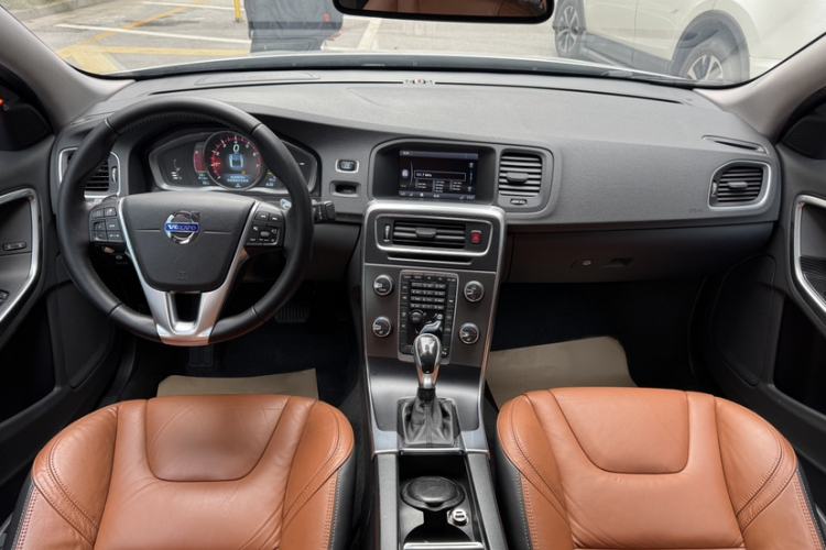 Used Volvo S60 2013 T5 Prestige Edition
