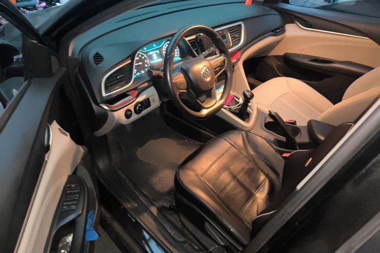 Used Buick GT 2015 15N Manual Elite Edition Driver Seat