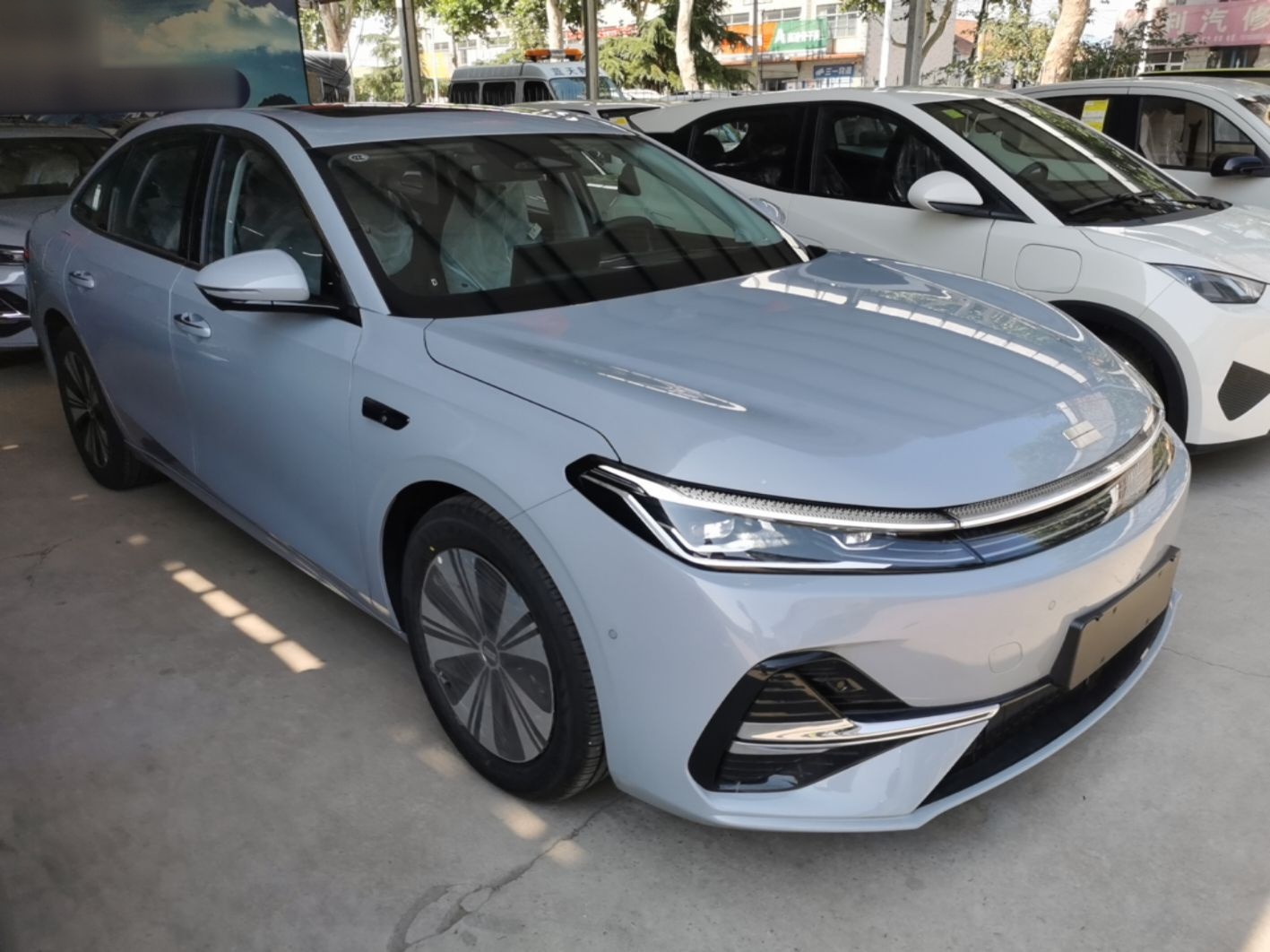 Geely Galaxy A7 2025 Model EM-i 150km Exploration+ Edition — снимка 3