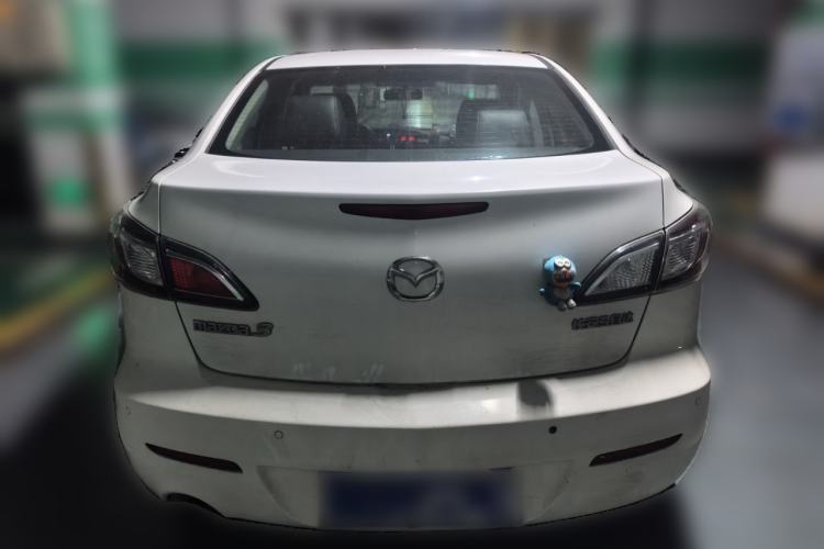 Used Mazda 3 2015 Sedan 1.6L Automatic Elite Model
