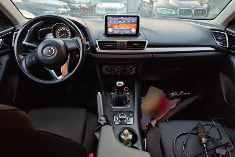 Used Mazda 3 Axela 2016 Sedan 1.5L Manual Comfort Model
