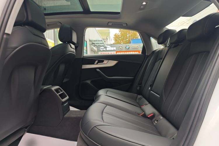 Used Audi A4L 2024 40 TFSI Fashion Dynamic Model
