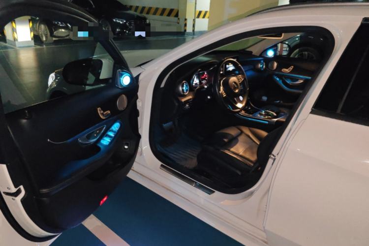 Used Mercedes-Benz C-Class 2017 Facelift C 200 Station Wagon Driver Seat