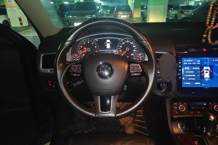 Used Volkswagen Touareg 2011 3.0 TSI Comfort Version