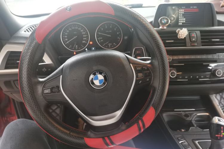 Used BMW 2 Series 2015 218i Convertible Coupe Center Console