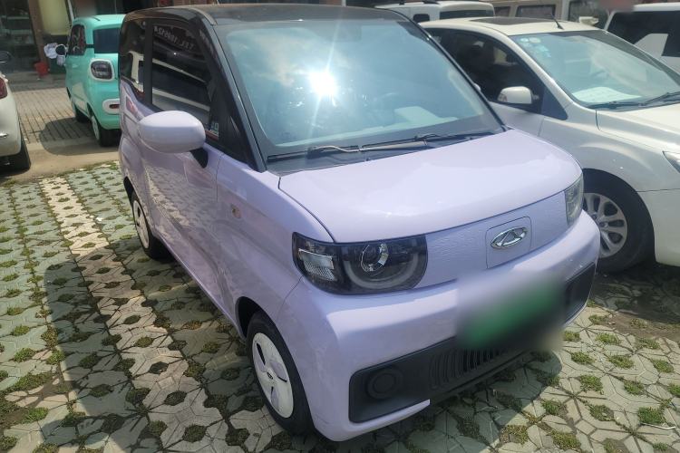 Used Chery QQ Ice Cream 2022 120km Conical Shape Lithium Iron Phosphate Front Right 45 Deg