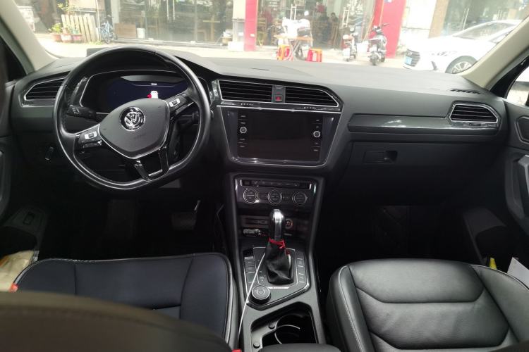 Used Volkswagen Tiguan 2018 330TSI All-Wheel-Drive Innovation Model
