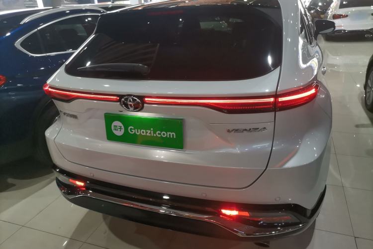 Used Toyota Venza 2023 2.0L CVT Two-Wheel Drive Prestige Version
