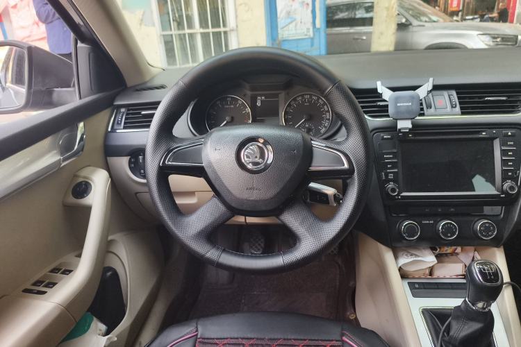 Used Skoda Octavia 2016 1.6L Manual Trend Edition