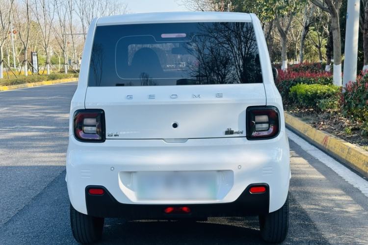 Used Geely Galaxy Panda 2024 Panda Mini 200km Endurance Bear Exterior 11
