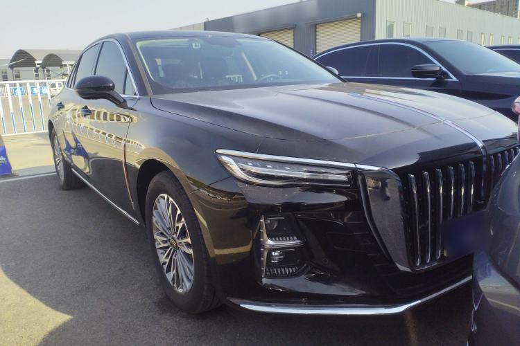 Used Hongqi H5 2024 1.5T DCT Smart Connect Flagship Edition Front Right 45 Deg